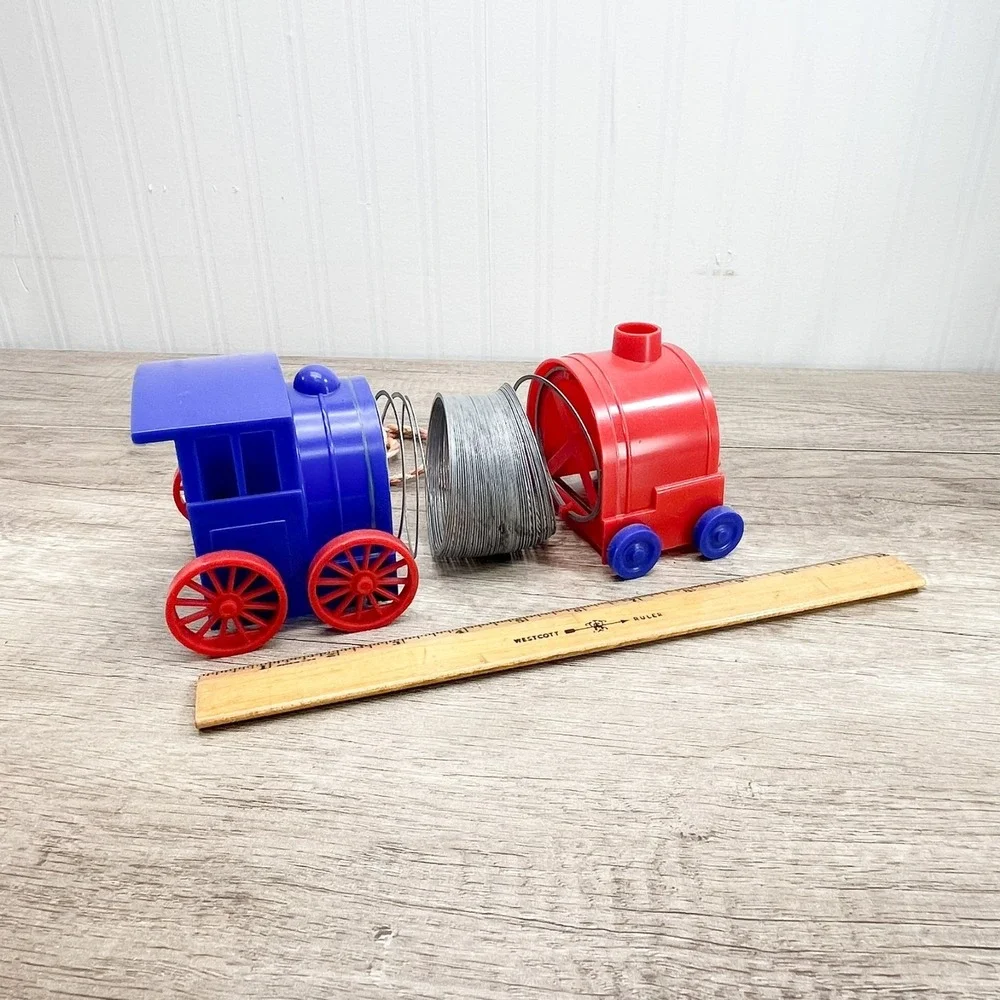Vintage 1950s Pull Toy Slinky Train by James Industries Red‎ Blue Original